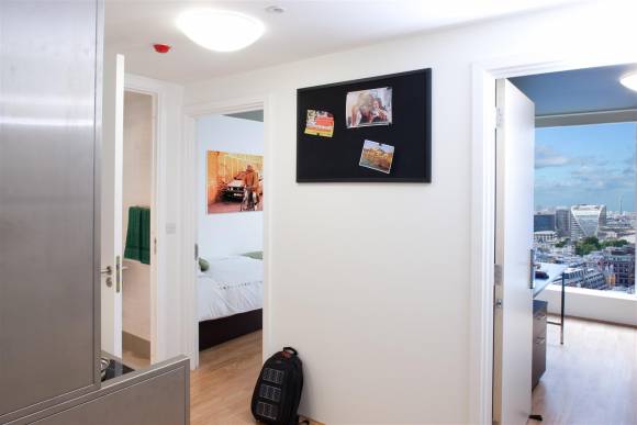 Nido Spitalfields 2-Bedroom Apartment
