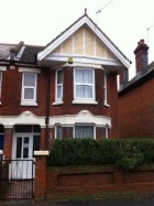 7 Bed House, NO FEES £85 great communal space and close to Uni+Shops