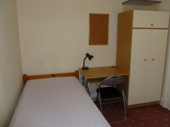 Single bedroom