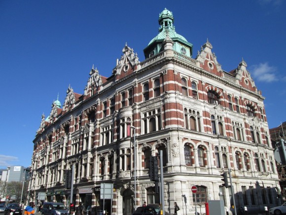 Front (Main)