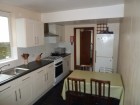 4 double bed, refurbished house, great location