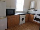 2 Bed Flat - Near North Hill