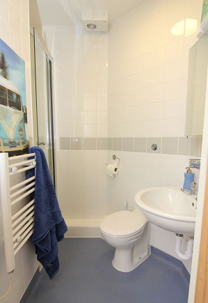 En-suite shower room