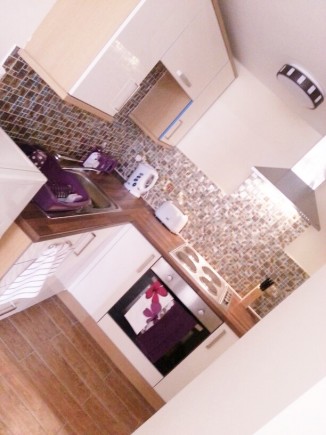 Studio B - Kitchen