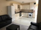 5 Bed - Pitcroft Avenue, Reading