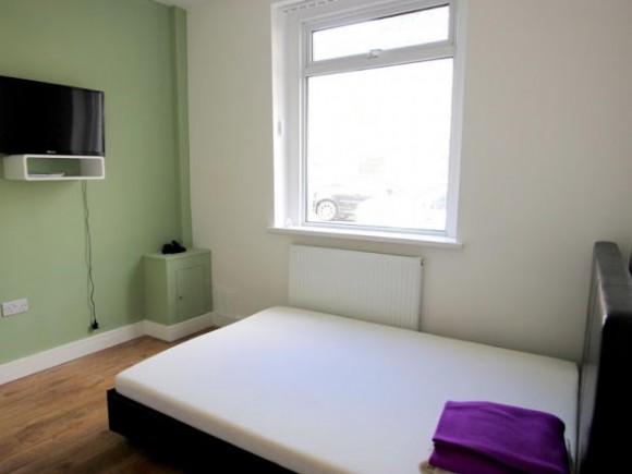 8 Fitzroy - Bedroom 4.jpg