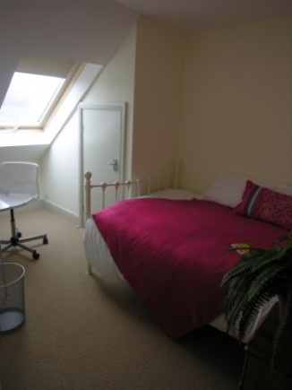 00011 Bed 6.jpg