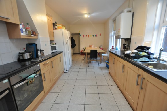 kitchen 1 (Main)