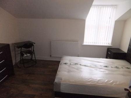 Bedroom2