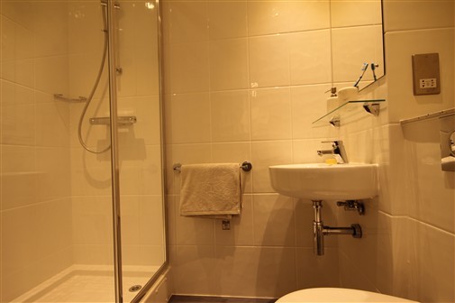 Jesmond Apartme - 5