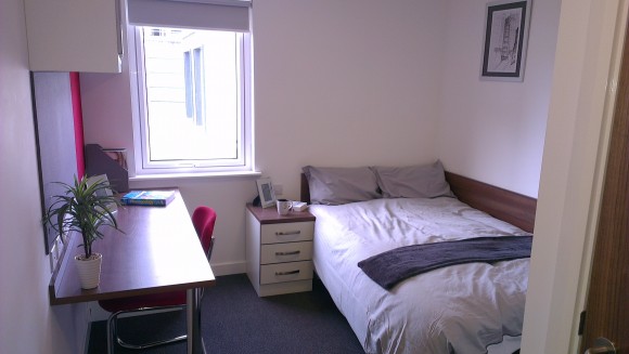 Phase 2 En Suite Bedroom