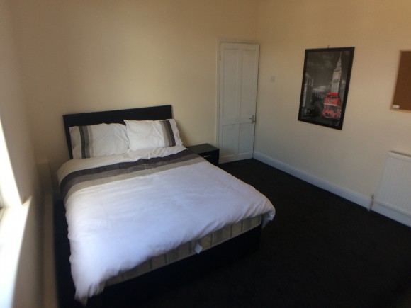 Very large Double Bedroom - Room 4