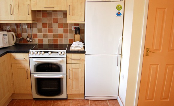 Full fitted kitchen with fridge/freezer, washing machine, tumble dryer and more