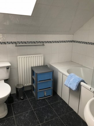 Bathroom to first floor