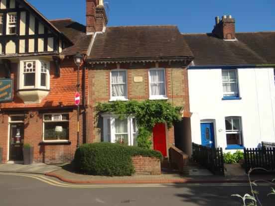 Homely Student House