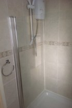 Basement double shower room