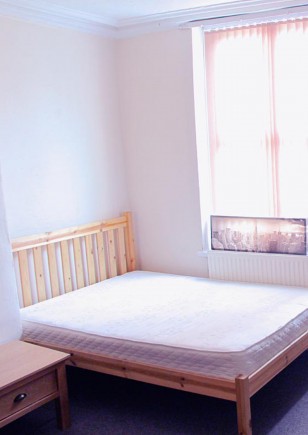 fully furnished rooms for students