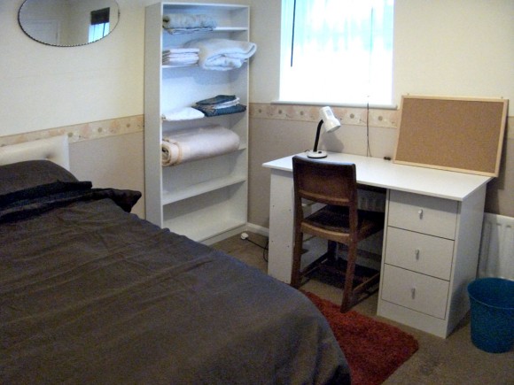 updstairs large bedroom