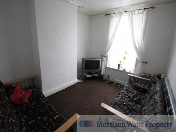 4 Bed - Woodsley Road, Hyde Park, Leeds