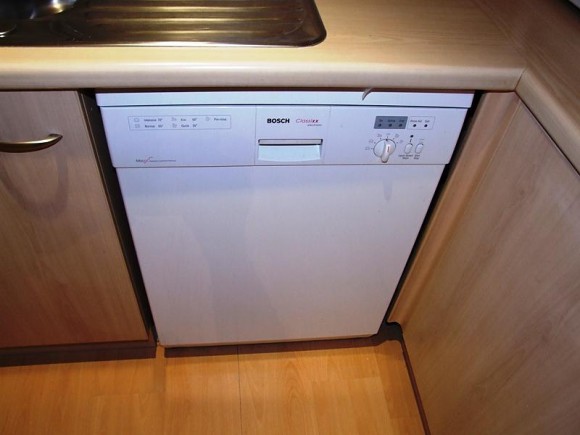 DISHWASHER