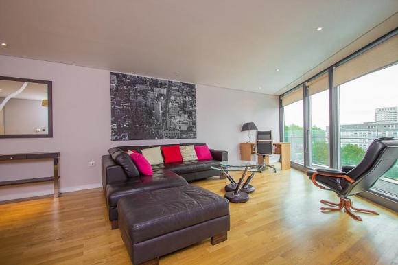reception room