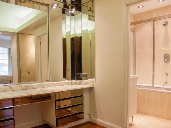 dressing room