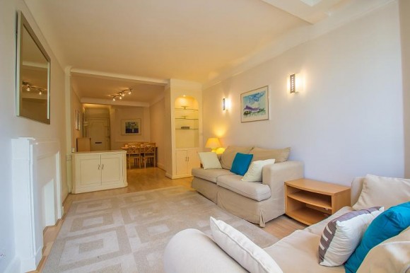 reception room