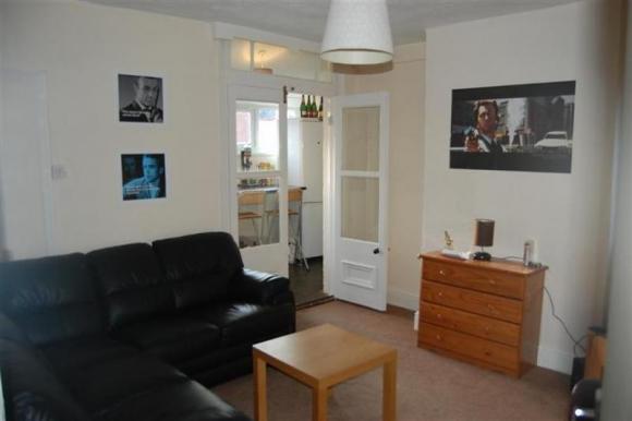 2 BL Lounge (Main)