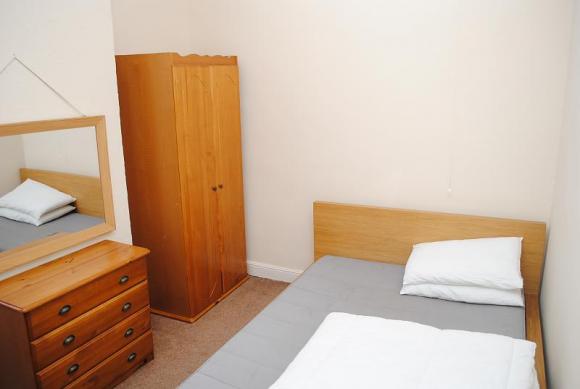 2 BL bedroom 1 (Main)