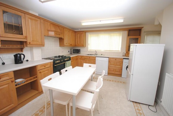 11G Kitchen