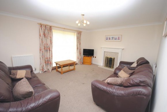 11G Living Area (Main)