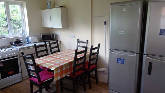 13 SR Kitchen (Main)
