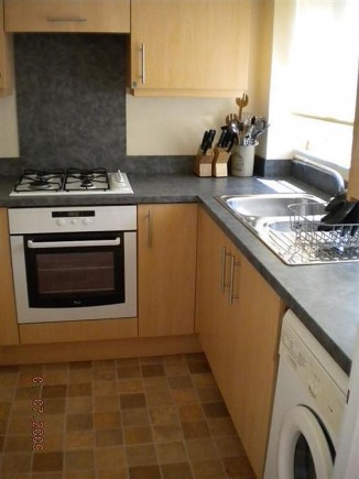 43 GYC Kitchen (Main)