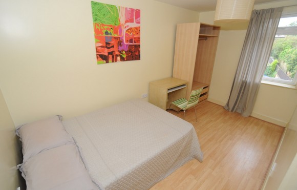 Bedrooms provided with wardrobe/computor desk and general furnishings