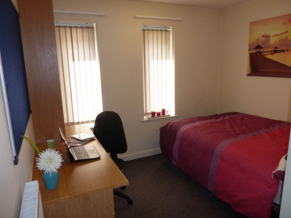 This is a show flat. Each flat has slight variations
