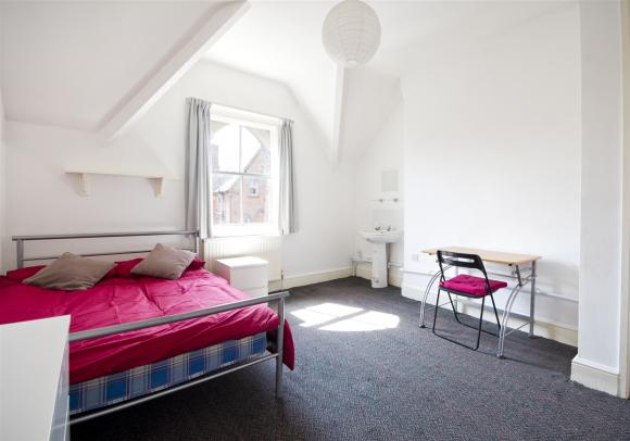 Bedroom loft