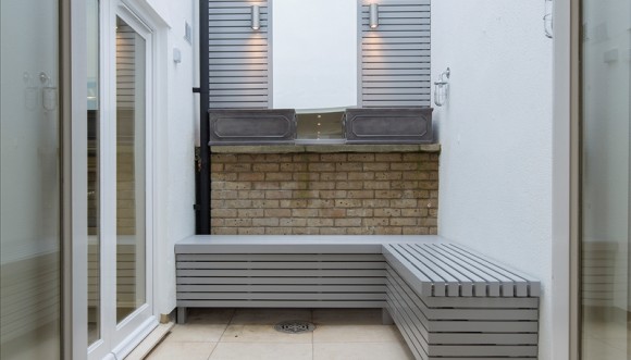 House 7, Peony Court